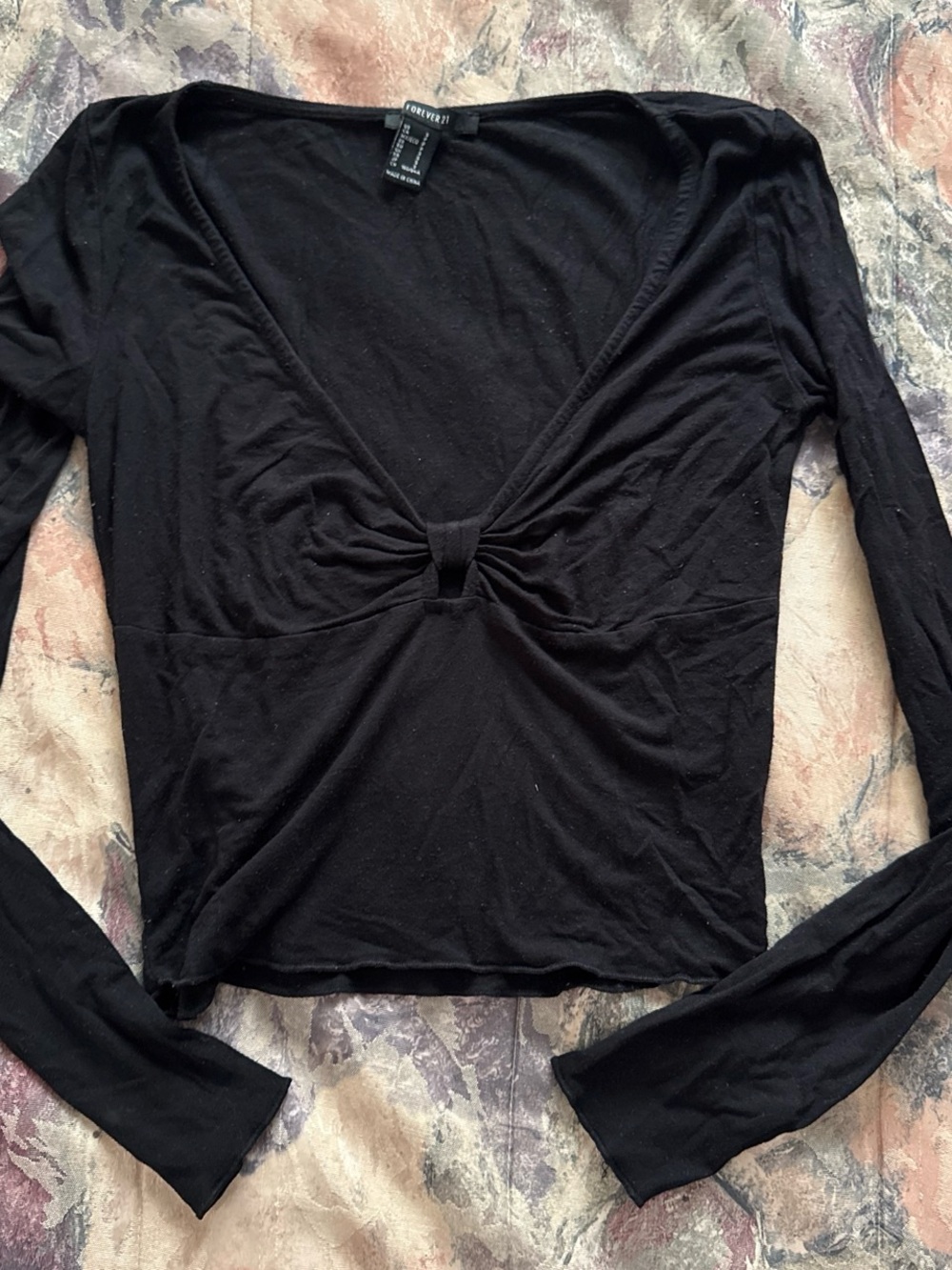 Forever21 Black Long Sleeve Twist-Knot V-Neck Top